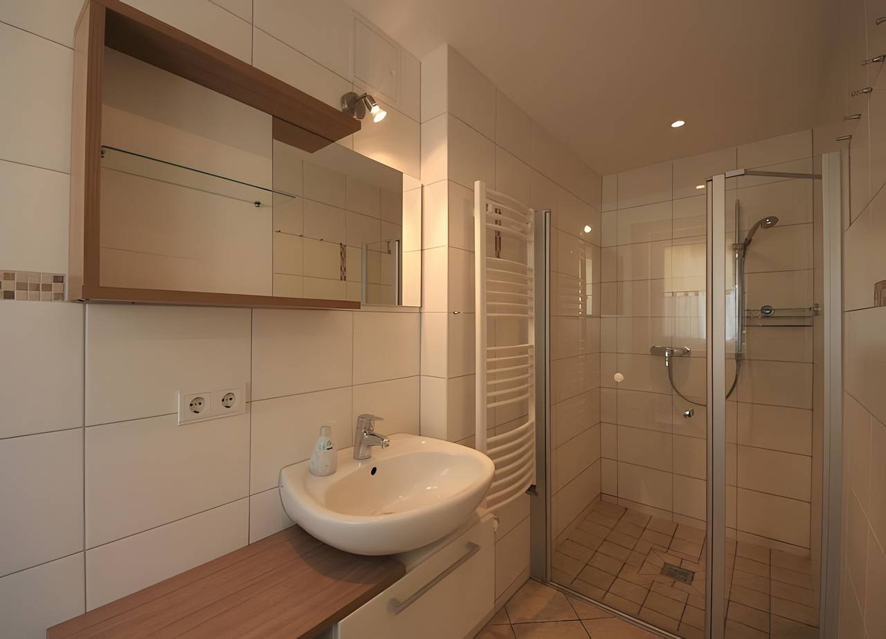 Ganze Wohnung, Apartment 'U9 Eg' mit privater Terrasse, Garten und Wlan in Röbel, Müritz
