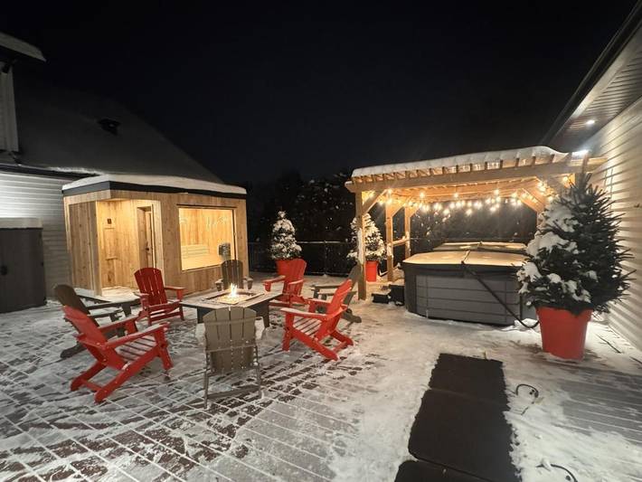 Gîte pour 2 personnes, avec balcon et jacuzzi dans Mont-Tremblant