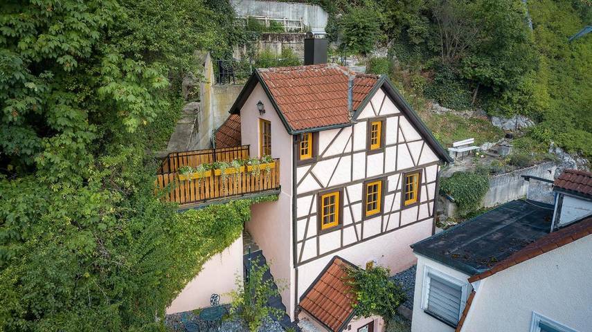 Ferienhaus für 3 Personen, mit Ausblick und Balkon in Heidenheim