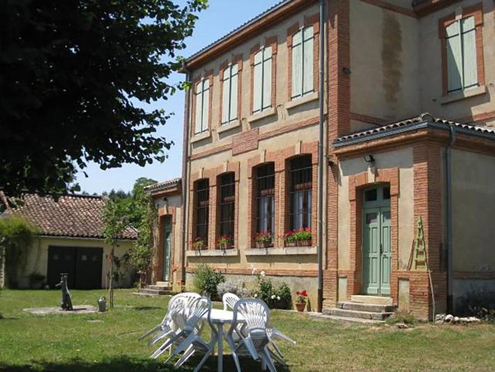 Gîte pour 6 personnes, avec jardin et terrasse dans Montbrun-Bocage