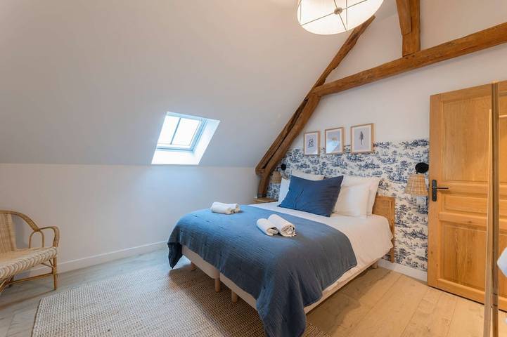 Location de vacances pour 8 personnes, avec jardin ainsi que terrasse et piscine, animaux acceptés à Cricquebœuf - 4