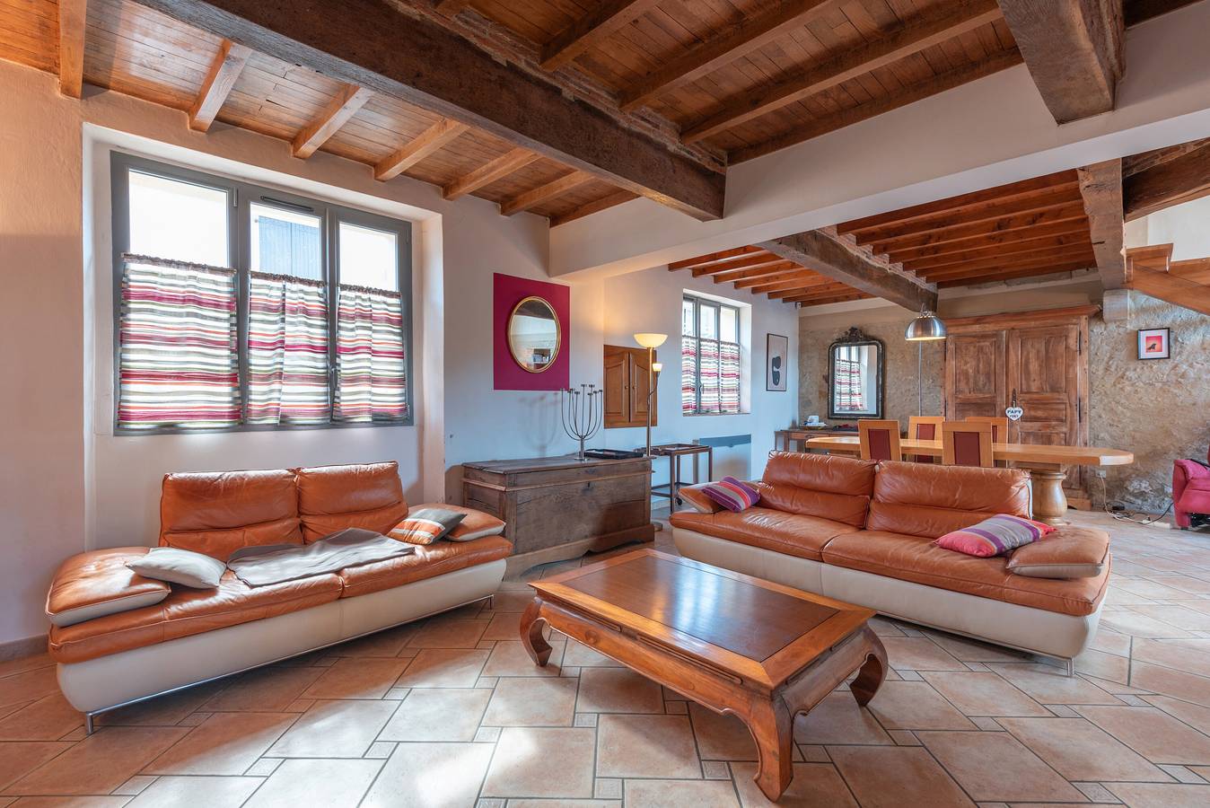 Maison Spacieuse à Marciac avec Piscine Privée et Terrasse in Marciac, Gers