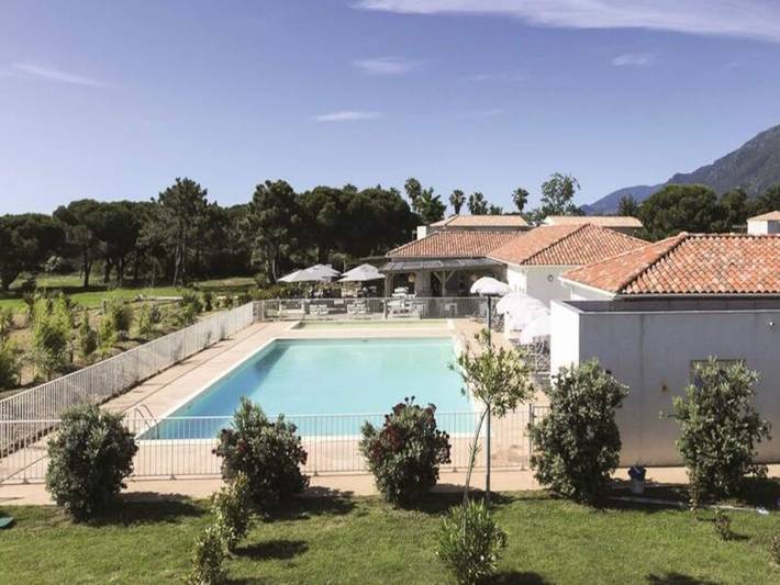 Gîte pour 8 personnes, avec terrasse et piscine à Poggio-Mezzana - 2