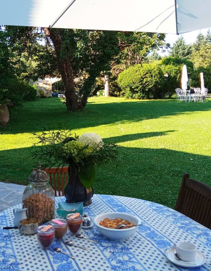 Chambre d’hôte pour 2 personnes, avec jardin et jacuzzi ainsi que sauna et piscine dans Île de France - 2