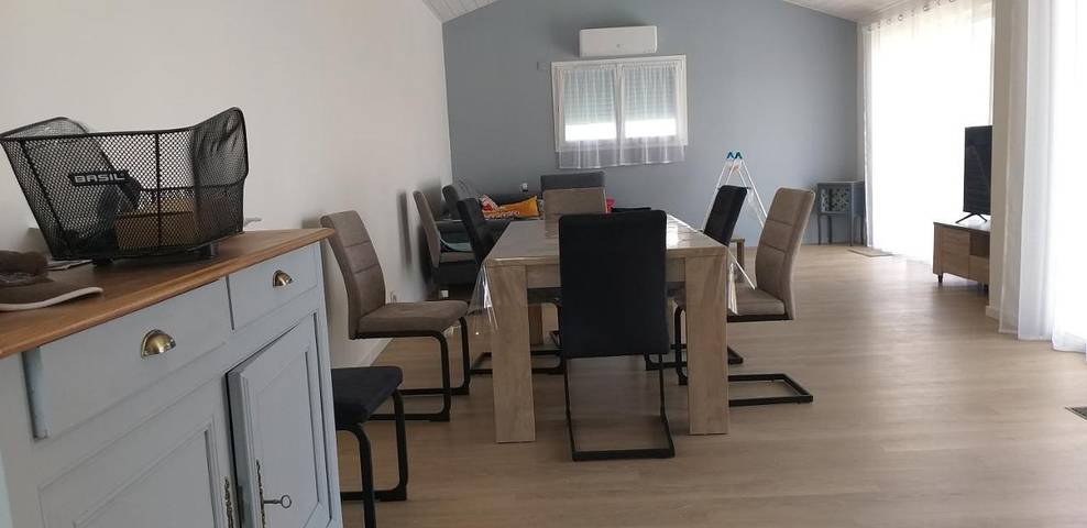 Location de vacances pour 8 personnes, avec terrasse à Le Fenouiller - 4