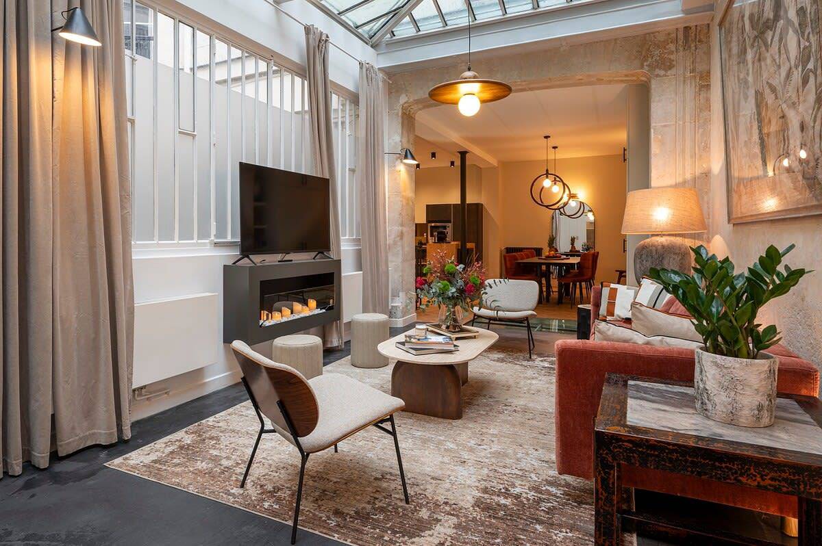 Appartamento intero, L'Atelier des Arts in Paris in 10th Arrondissement, Parigi