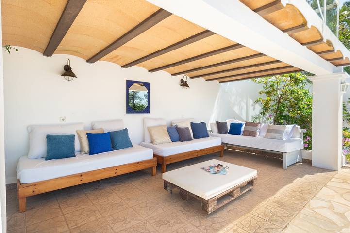 Location de vacances pour 8 personnes, avec terrasse et jardin à Sant Antoni de Portmany - 4