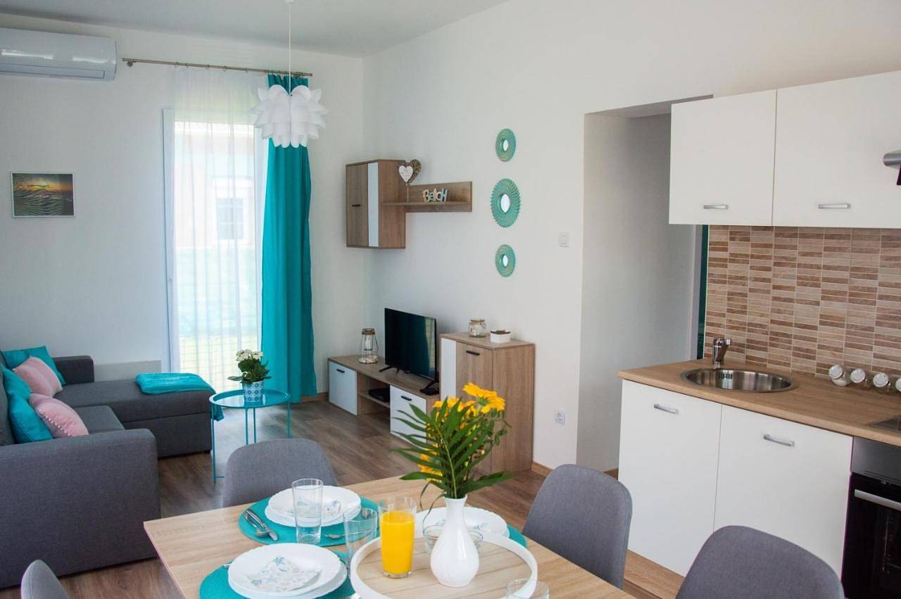 Two-Bedroom Villa in Balatonboglar, Plattensee Südufer