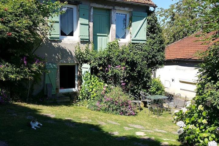 Location de vacances pour 4 personnes, animaux acceptés à Broye