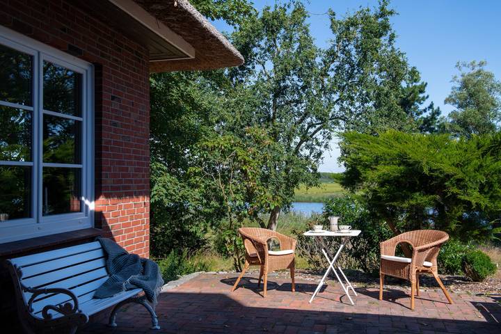 Ferienhaus für 8 Personen, mit Garten und Ausblick sowie Terrasse und Seeblick in Breiholz