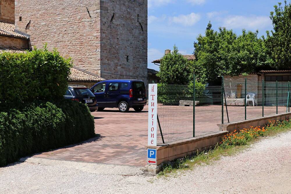 Entire apartment, \"Il Turrione\" Santa Chiara in Assisi, Perugia Province