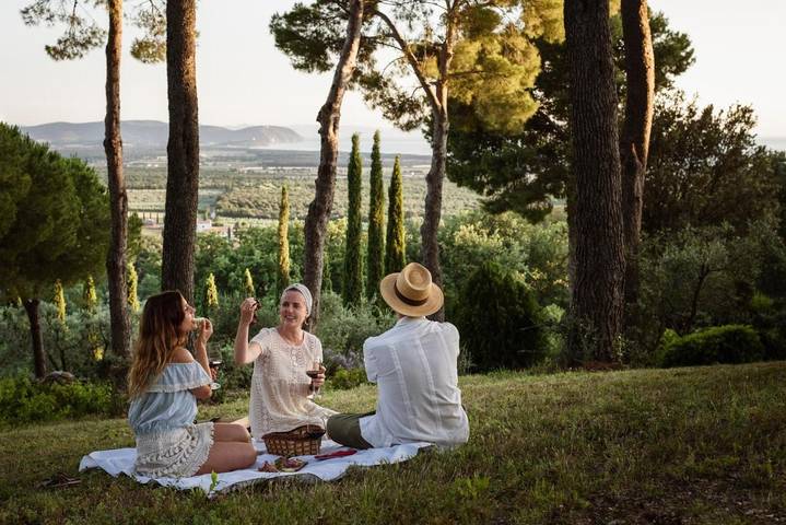 Hotel für 2 Personen, mit Terrasse und Garten sowie Pool und Ausblick in San Vincenzo