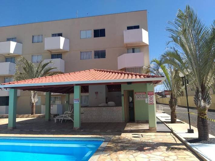 Casas e apartamentos de temporada para 3 pessoas, com balcão e piscina e ainda sauna and vista em Caldas Novas