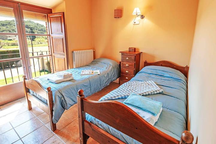 Gîte pour 8 personnes, animaux acceptés à Vall-llobrega - 3