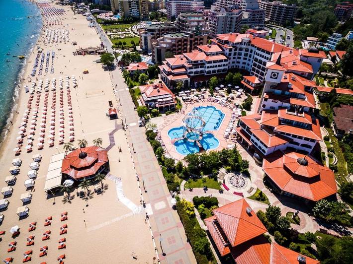 Resort per 3 persone, con Balcone e Terrazza nonché Giardino e Piscina per bambini in Bulgaria