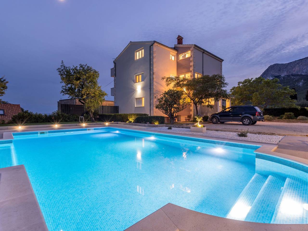 Villa Melki mit großem Privatpool in Klis, Split-Dalmatia