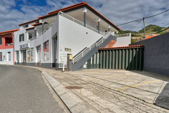 Casa de férias para 6 pessoas, com Varanda e Terraço em Machico