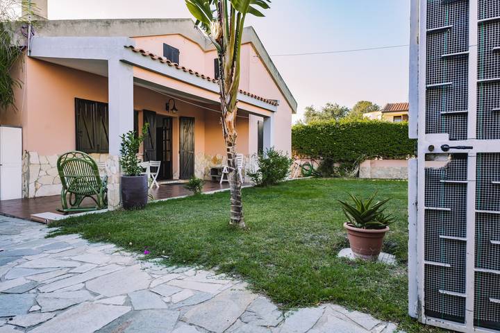 Ferienhaus für 4 Personen, mit Garten in Süd Sardinien