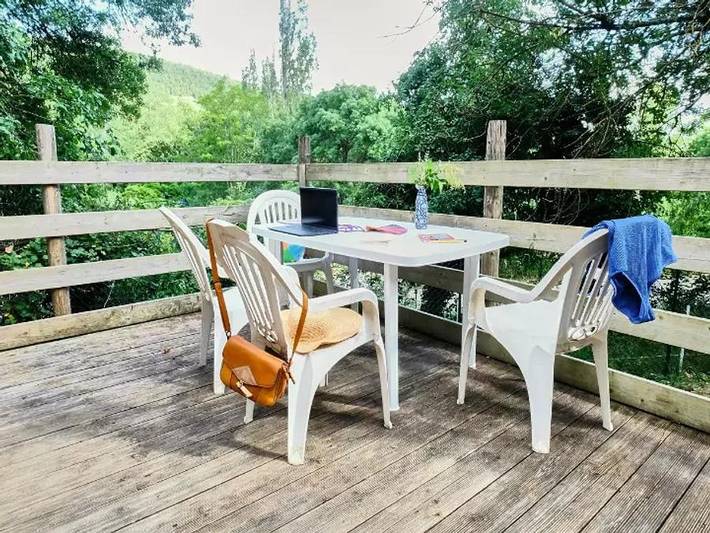 Tente pour 4 personnes, avec bassin pour enfant en Ardèche - 3