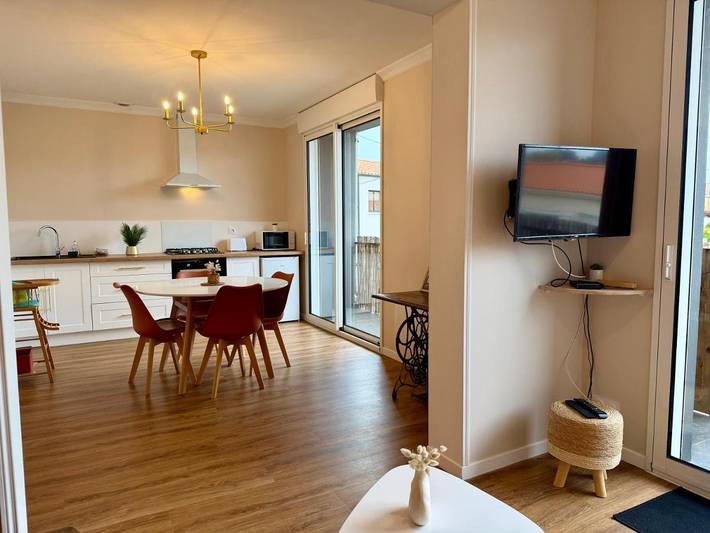 Location de vacances pour 4 personnes, avec Balcon et Terrasse à Aizenay