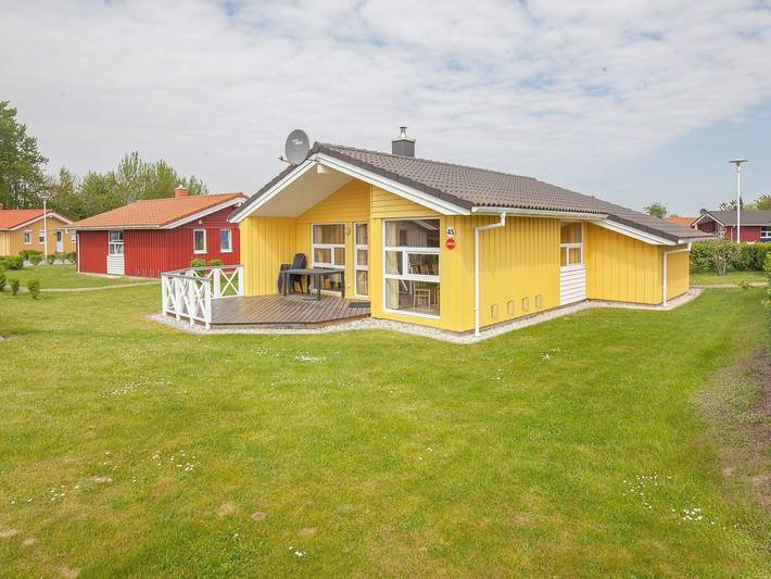 Ferienhaus für 6 Personen, mit Whirlpool und Terrasse sowie Garten und Sauna in Lensterstrand - 4