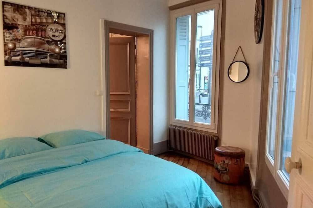 Ganze Wohnung, Chic apart with parking near Paris in Saint-Denis, Seine-Saint-Denis