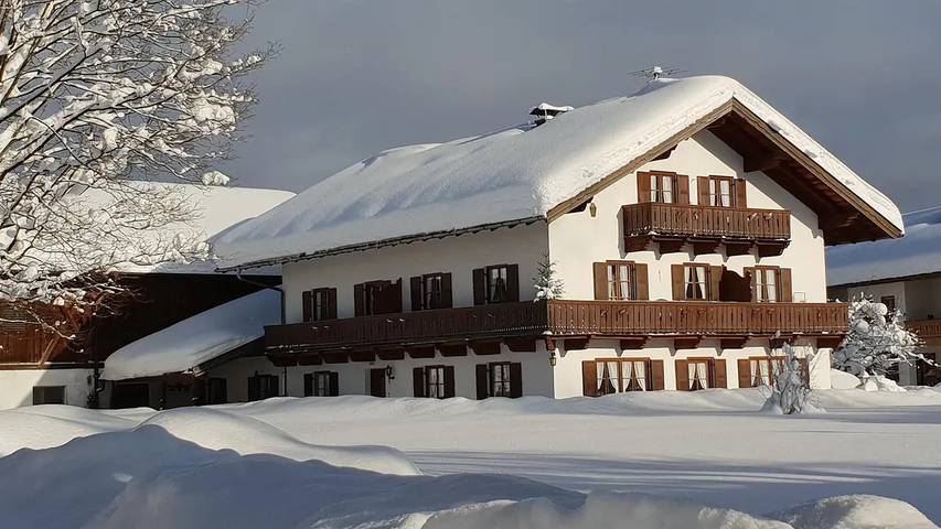 Ferienwohnung für 2 Personen, mit Balkon in Krün - 2