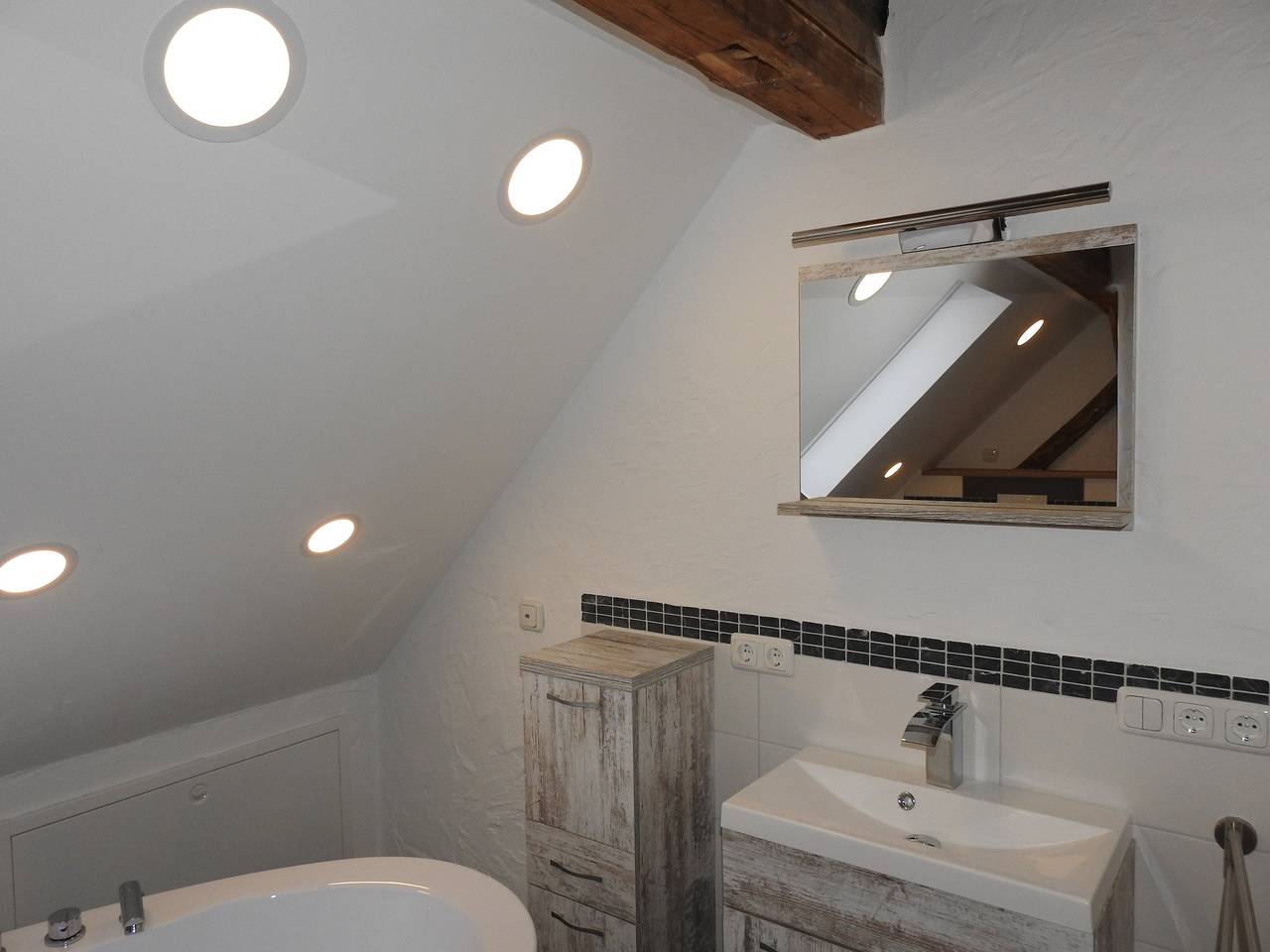 Ganze Wohnung, Apartment 'Rosenzauber Loft' mit privatem Garten, Balkon und Wlan in Weißenstadt, Landkreis Wunsiedel im Fichtelgebirge