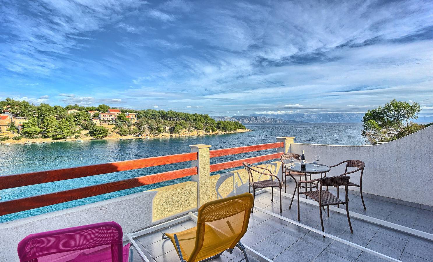 Ganze Wohnung, 2-Zimmer-Ferienwohnung am Strand Basina, Hvar A-5699-c in Vrboska, Hvar