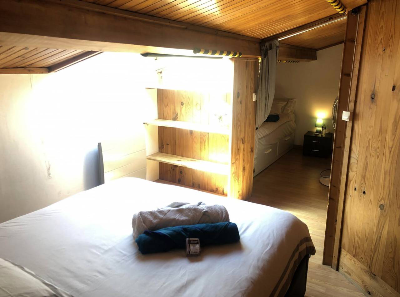 Gite 2 - vue mer, piscine chauffée, spa, sauna, terrasse, parking in Sausset-les-Pins, Région d'Istres