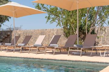 Villa in Santa Maria del Cami, Majorca Center für 12 