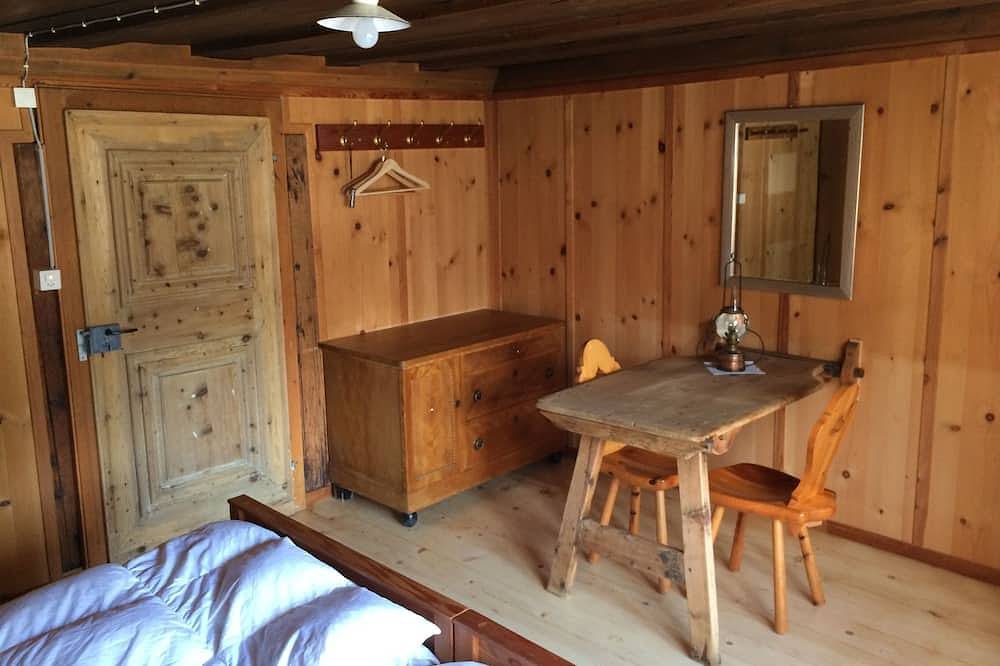 Ferienhaus sonnig und rustikal, in Val Poschiavo, nahe Engadin in Poschiavo, Livigno Alpen