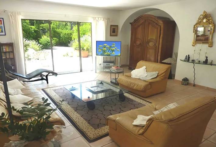 Villa pour 8 personnes, avec jardin et piscine dans les Bouches-du-Rhône - 4