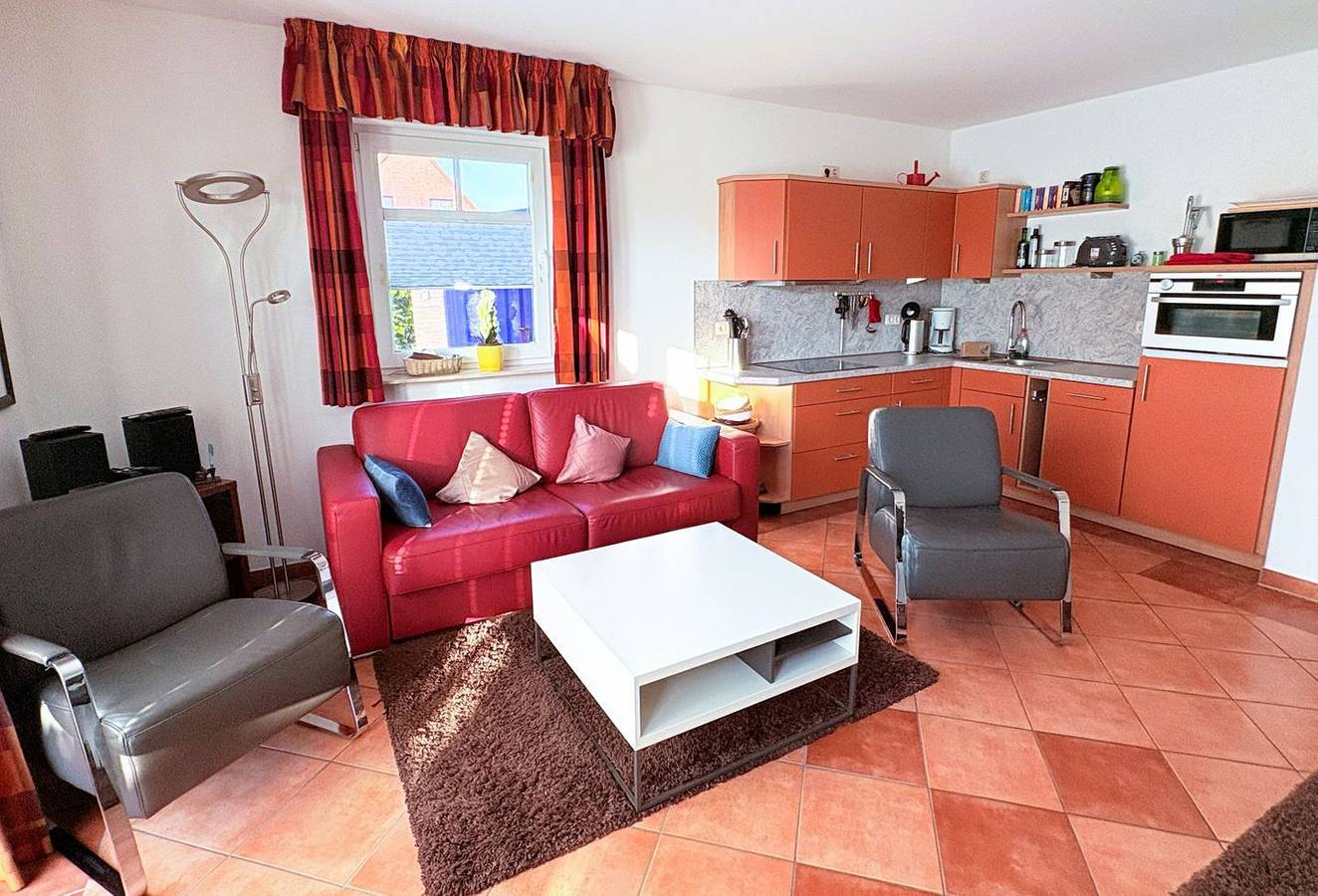 Hundefreundliche Ferienwohnung mit 3 Schlafzimmern nahe Strand in Glowe, Rügen