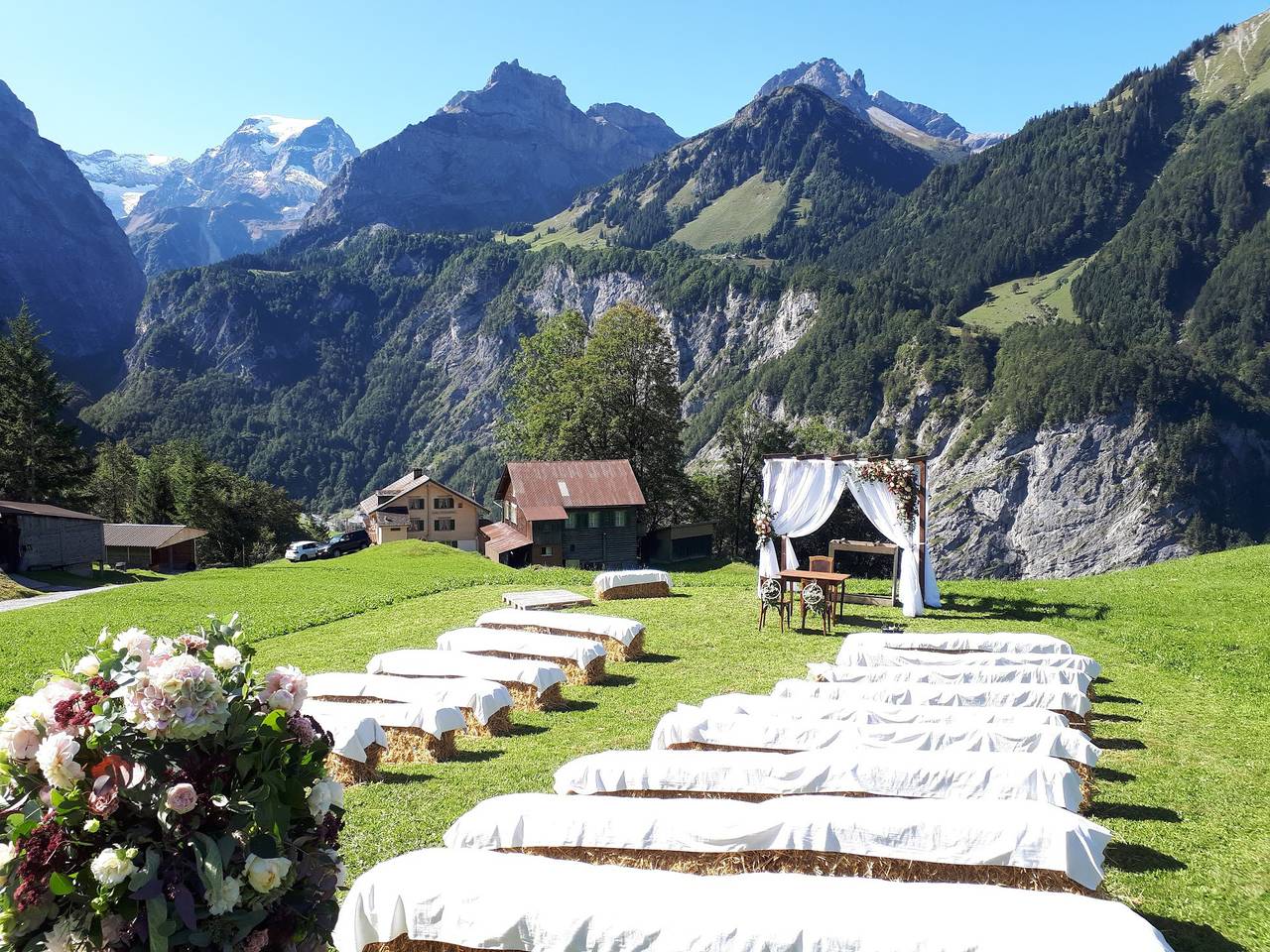 Berggasthaus Obbort - Massenlager mit 14 Betten in Linthal (Glarnerland), Glarus Süd