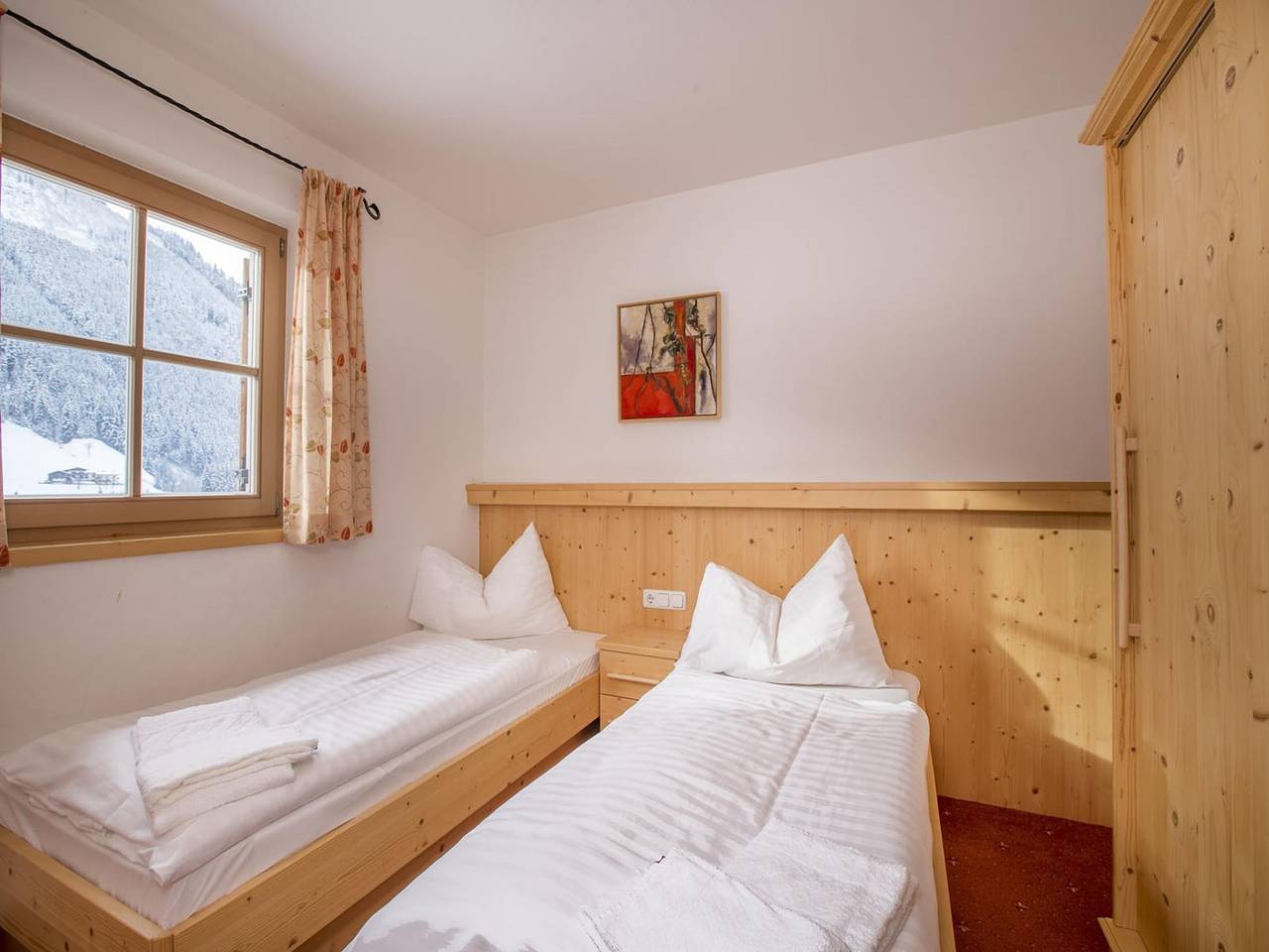 Chalet in Königsleiten nahe Skilift in Kitzbüheler Alpen