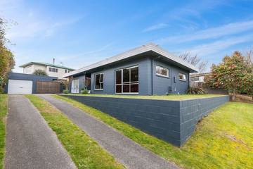 Cottage for 7 People in Taupo, Taupo District, Photo 2