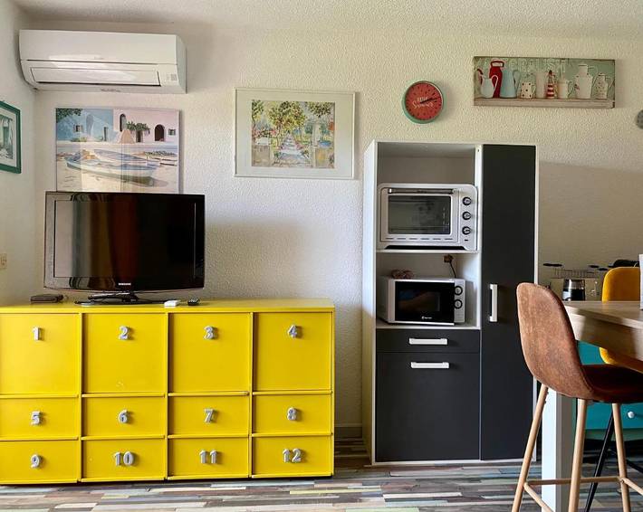Appartement de vacances pour 2 personnes, avec vue ainsi que jardin et piscine