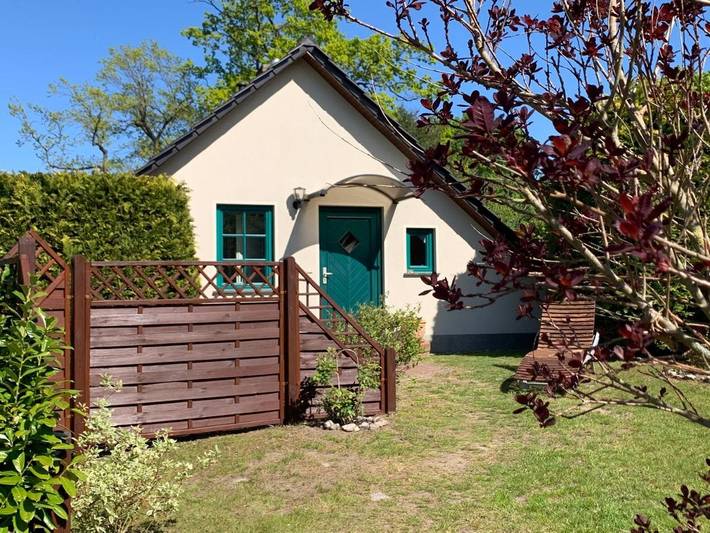 Ferienhaus für 2 Personen, mit Garten in Basedow
