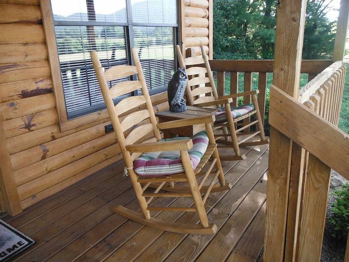 Log cabin for 2 people, with hot tub and terrace as well as yard in Douglas Lake