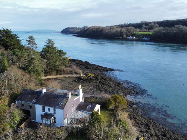 Cottage for 10 people, with Garden in Wales, United Kingdom
