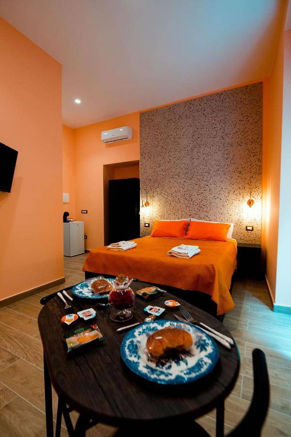 Chambre d’hôte pour 2 personnes, avec vue et balcon, animaux acceptés à Castellammare di Stabia - 3