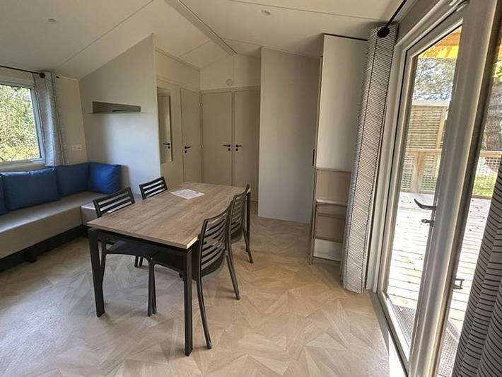 Camping Les Charmes - Mobilheim 6 personen - Mh 3 Ch Premium 6/8 pers 1/8 pers in Apremont, Loire-Tal
