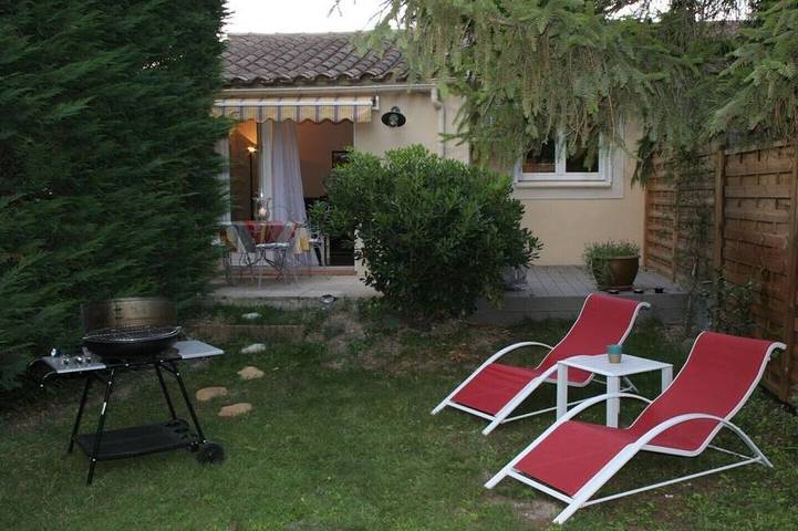 Ferienwohnung für 4 Personen, mit Whirlpool und Garten - 1