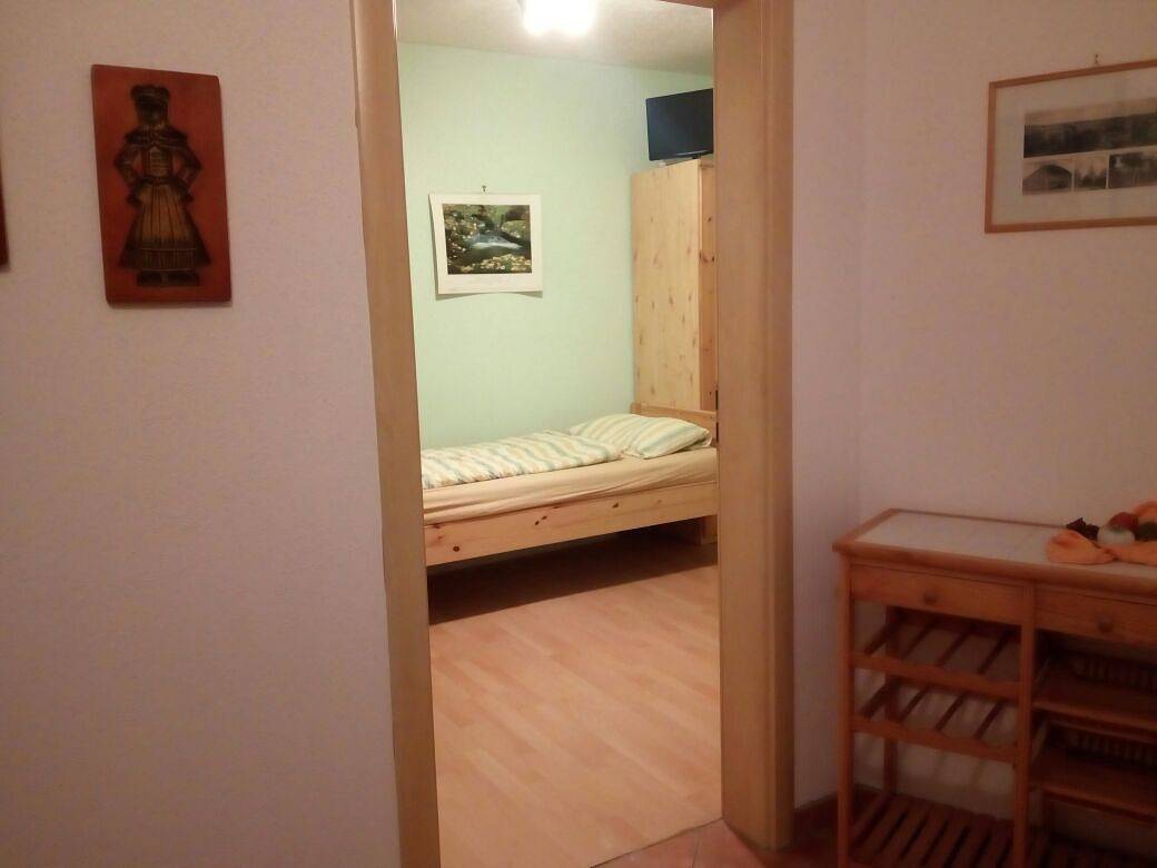 Pension "Am Tor zum Mainbogen" - Zweibettzimmer in Grettstadt, Fränkisches Weinland