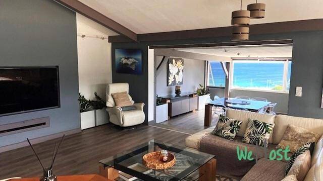 Gîte pour 6 personnes, avec piscine et vue dans Corail Safari Saint Gilles Les Bains - 2