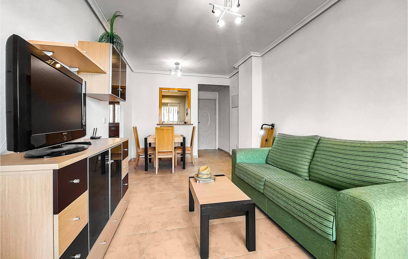 Apartamento vacacional entero, Apartamento con vistas al mar, piscina, aparcamiento y terraza in Marina d'Or, Oropesa del Mar