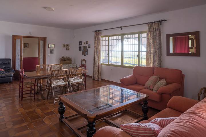 House Sleeps 8 - Natural Pool, Pet Friendly, Views in Nules, Costa del Azahar
