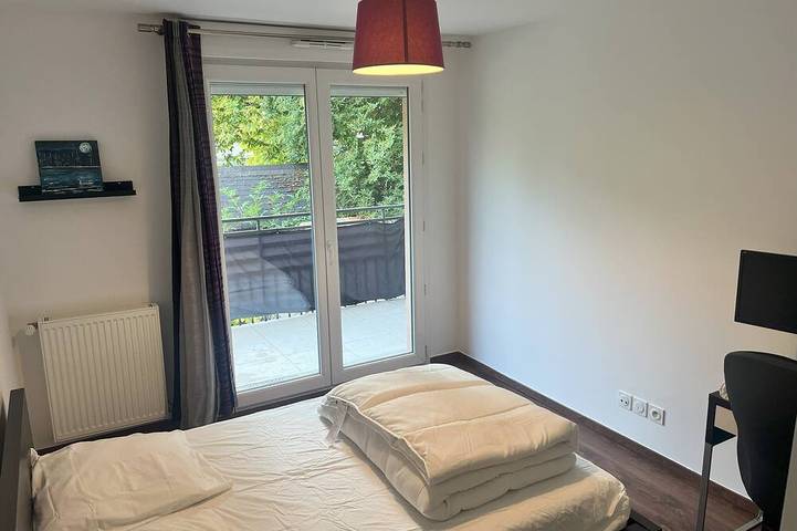 Ganze Wohnung, Bright and Spacious 3-Bedroom Apartment - Direct Access to Central Paris in Choisy-le-Roi, Val-de-Marne