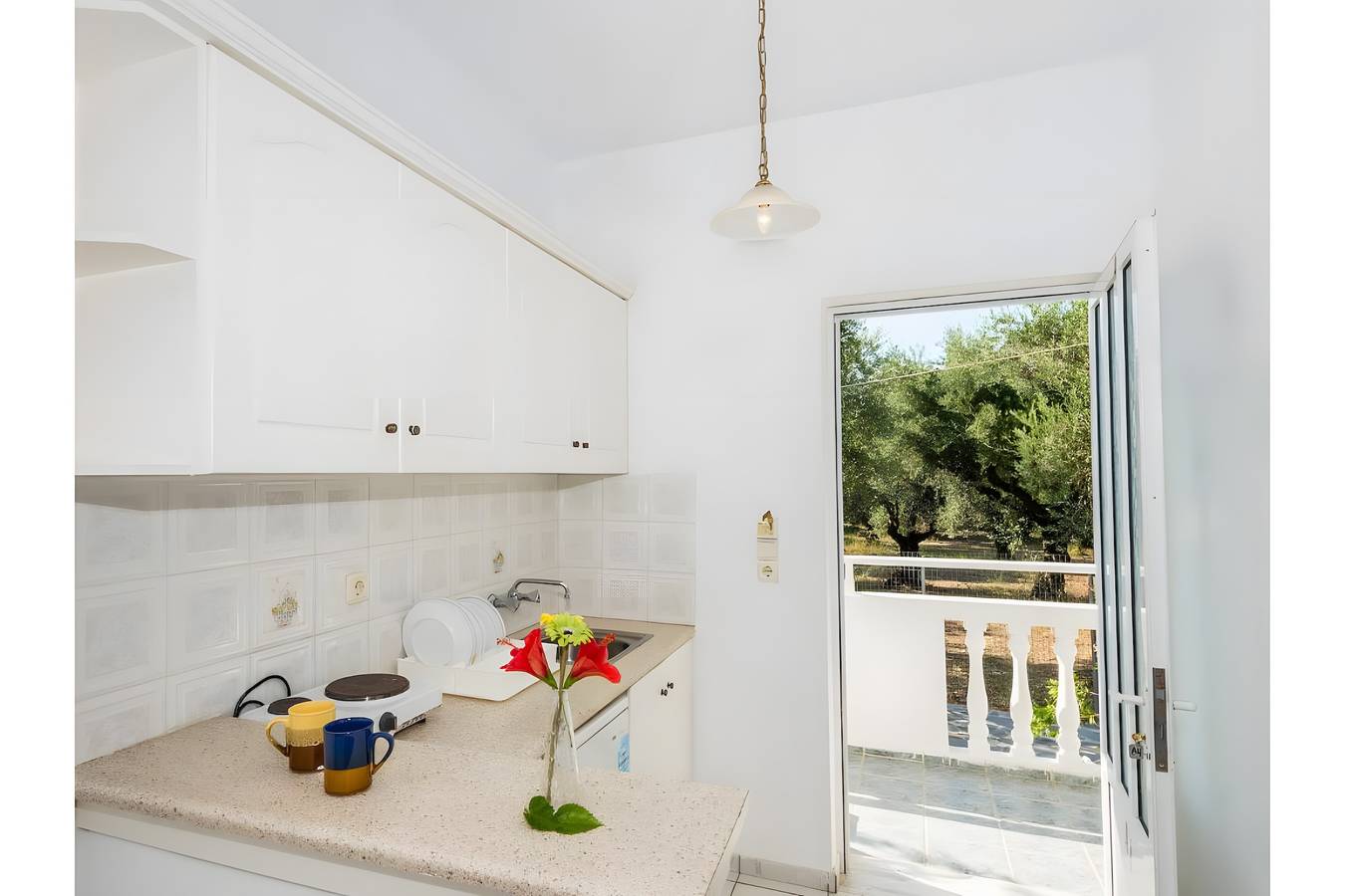 Entire studio, Studio Apartment '1' with Private Terrace, Wi-Fi and Air Conditioning in Pantokratoras, Zakynthos